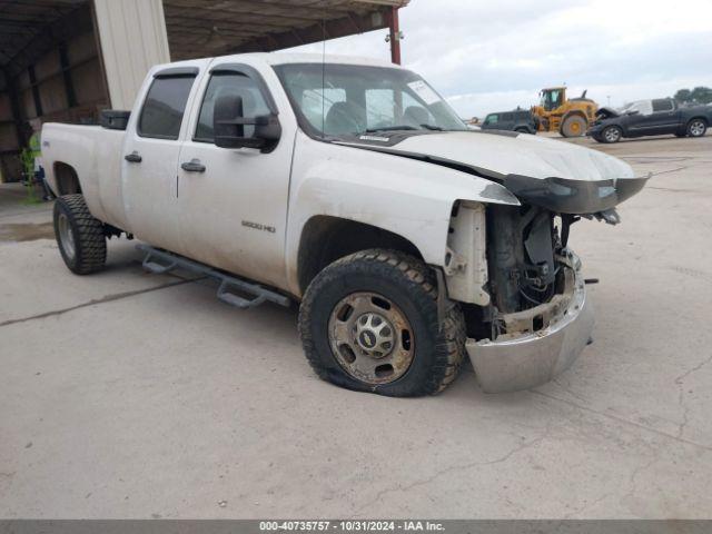  Salvage Chevrolet Silverado 2500