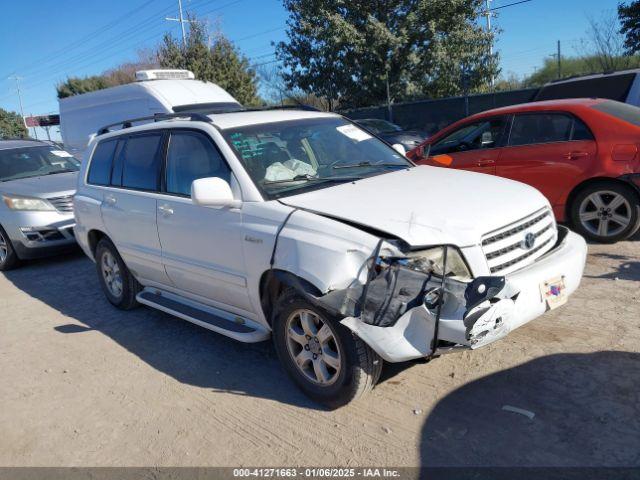  Salvage Toyota Highlander