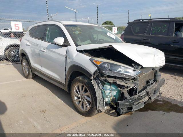  Salvage Hyundai TUCSON