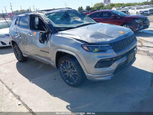  Salvage Jeep Compass