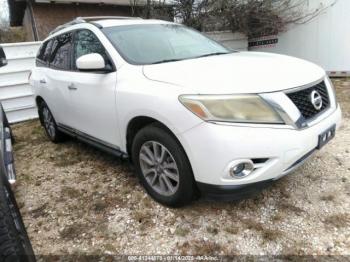  Salvage Nissan Pathfinder