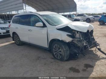  Salvage Nissan Pathfinder