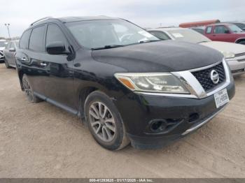  Salvage Nissan Pathfinder