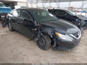  Salvage Nissan Altima