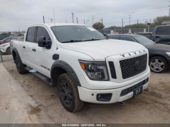  Salvage Nissan Titan