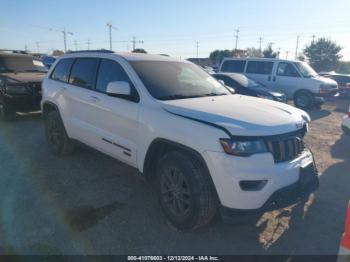  Salvage Jeep Grand Cherokee