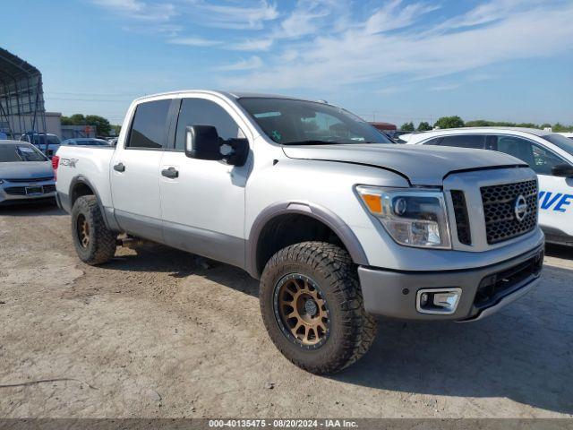  Salvage Nissan Titan