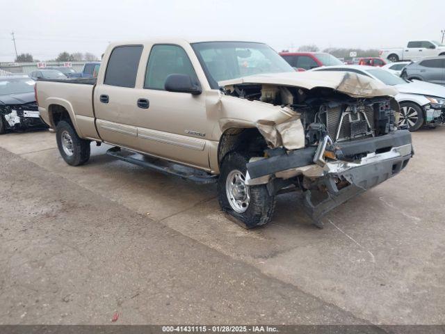  Salvage Chevrolet Silverado 2500