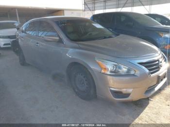  Salvage Nissan Altima