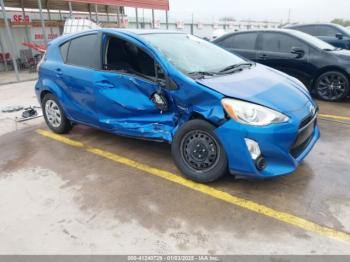  Salvage Toyota Prius c