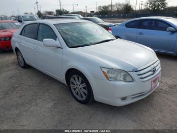  Salvage Toyota Avalon