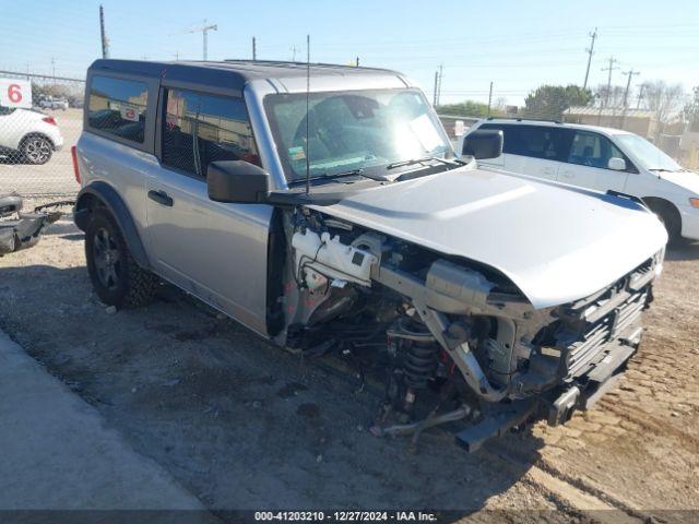  Salvage Ford Bronco