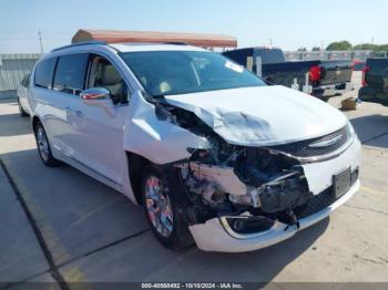  Salvage Chrysler Pacifica