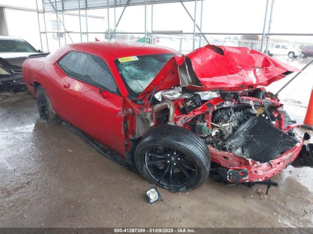  Salvage Dodge Challenger