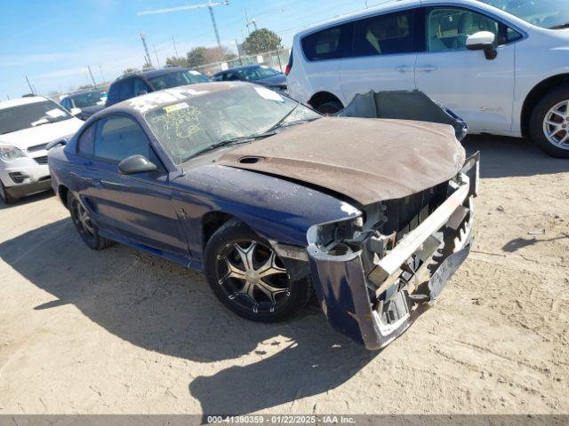  Salvage Ford Mustang