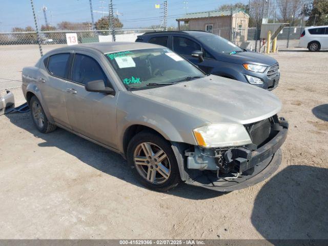  Salvage Dodge Avenger