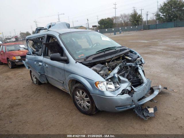  Salvage Chrysler Town & Country