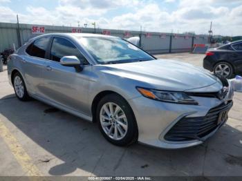  Salvage Toyota Camry