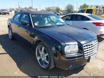  Salvage Chrysler 300