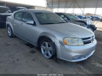  Salvage Dodge Avenger