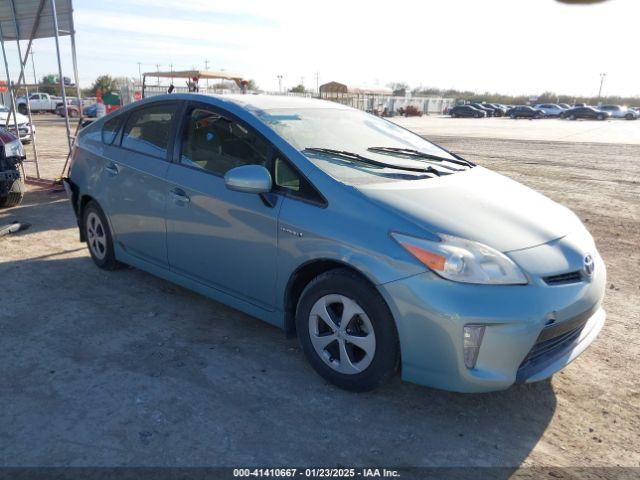  Salvage Toyota Prius