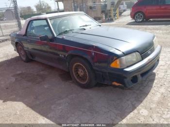  Salvage Ford Mustang