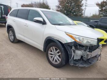  Salvage Toyota Highlander