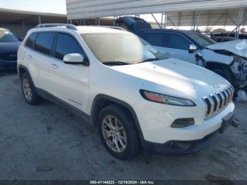  Salvage Jeep Cherokee