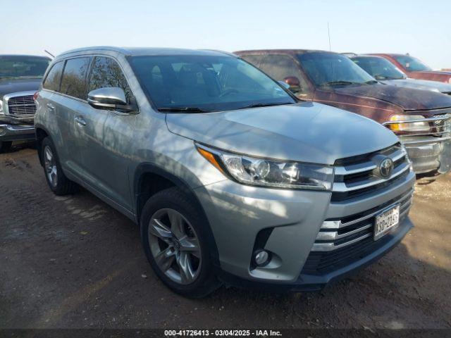  Salvage Toyota Highlander