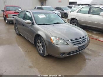  Salvage Nissan Altima