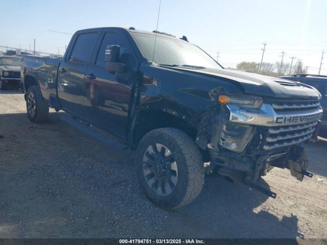  Salvage Chevrolet Silverado 2500