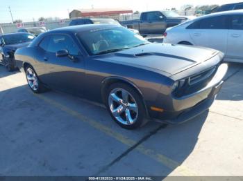  Salvage Dodge Challenger