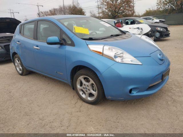  Salvage Nissan LEAF