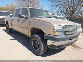  Salvage Chevrolet Silverado 2500