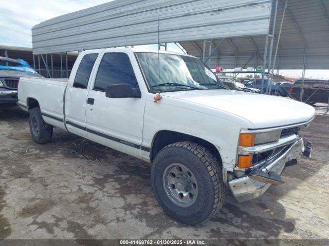  Salvage Chevrolet C2500