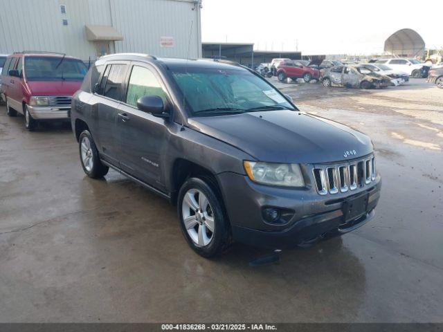  Salvage Jeep Compass