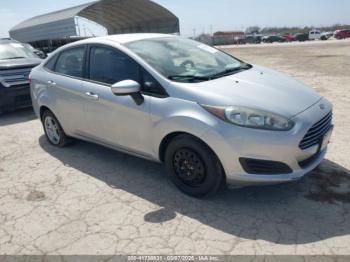  Salvage Ford Fiesta