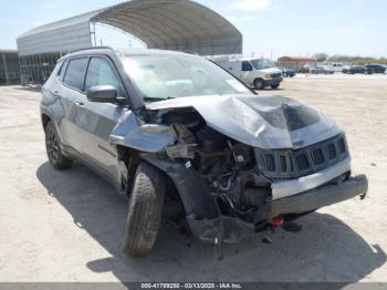  Salvage Jeep Compass
