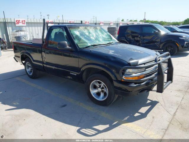  Salvage Chevrolet S-10