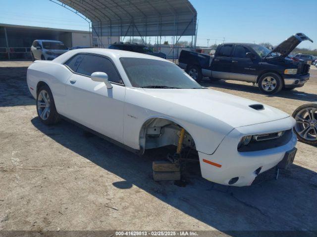  Salvage Dodge Challenger