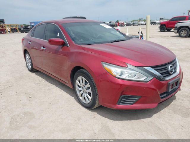  Salvage Nissan Altima