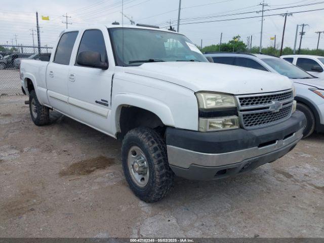  Salvage Chevrolet Silverado 2500