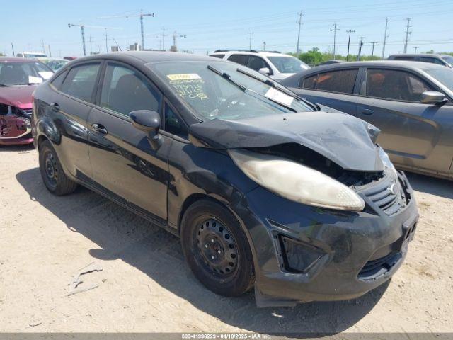  Salvage Ford Fiesta