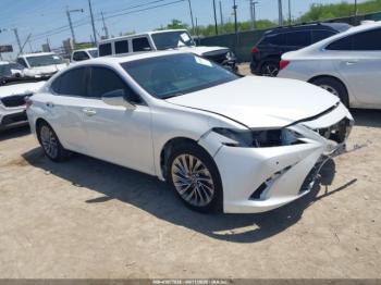  Salvage Lexus Es