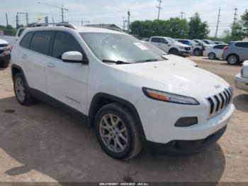  Salvage Jeep Cherokee