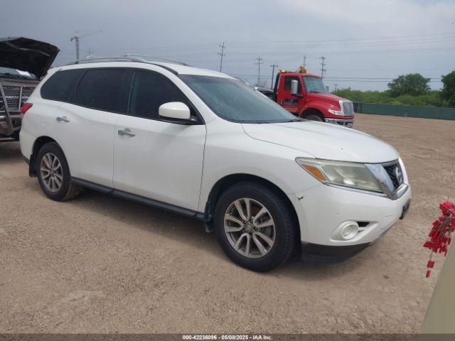  Salvage Nissan Pathfinder
