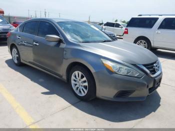  Salvage Nissan Altima