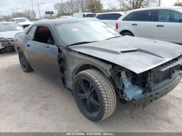  Salvage Dodge Challenger