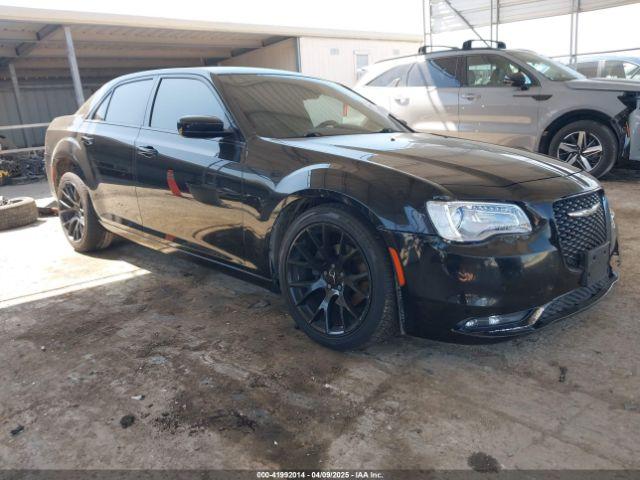 Salvage Chrysler 300