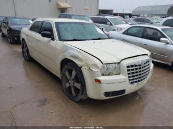  Salvage Chrysler 300